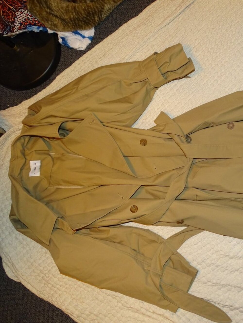 Lattelier Khaki Trench Coat Large Double Breasted Belted Tie Cuff Classic Trench